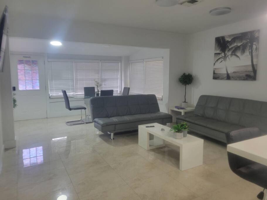 4-Plex Apartment Fort Lauderdale Exterior photo
